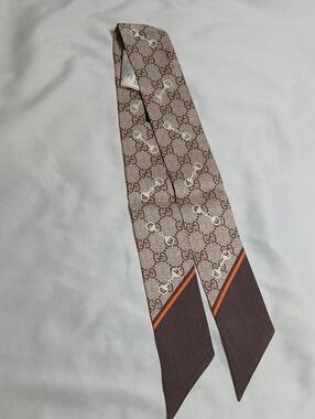 Gucci Brown/Cream  Monogram Silk Twilly